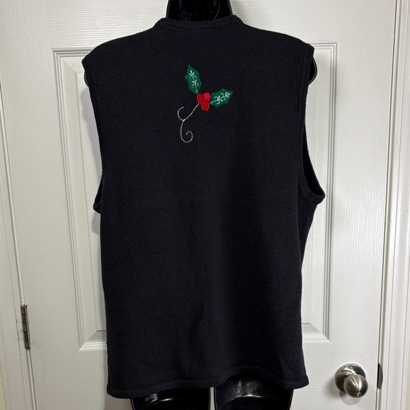 NWT Bobbie Brooks Black Sweater Vest with Colorful Ornaments Sz Large - Picture 2 of 11